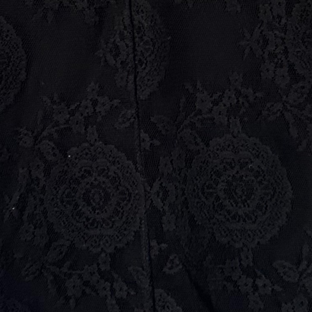 CAbi " Date Night" Black Floral Lace Sheath  Lined Sleeveless Cami Tank Blouse - Picture 5 of 12